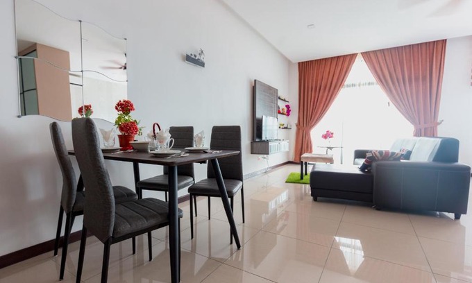 Johor Bahru Apartment | Relaxing Escape at Molek Regency: Pools & Hot Tub Await