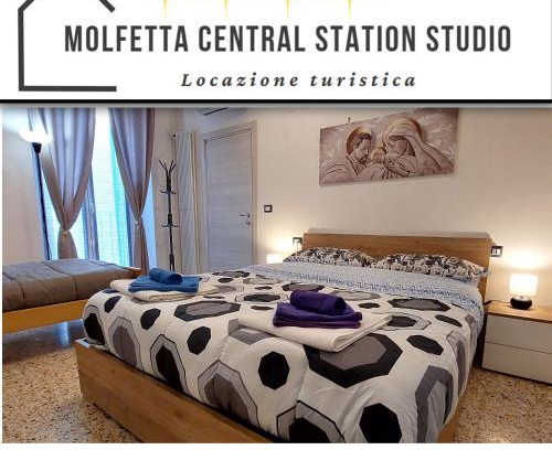 Molfetta Apartment | Highly Rated Molfetta Central Station Studio for Families