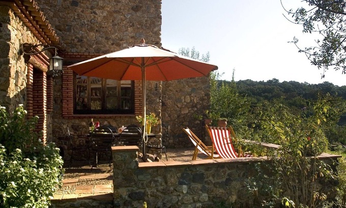 Alajar Cottage | Relax at Molino Río Alájar with Pool, Spa & Pet-Friendly Perks