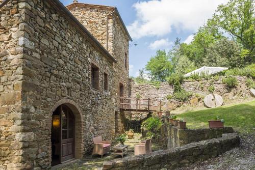 Castelnuovo dell'Abate Villa | Experience Molino Sant'Antimo: 4-Star Oceanfront Retreat