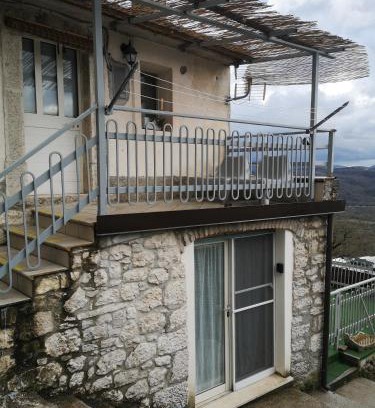 Sessano del Molise Apartment | Serene Retreat: Casa Sbriglio in Isernia, Nature & Comfort