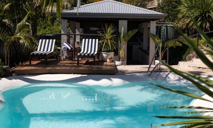 Ulladulla Hotel | Oceanfront Retreat at Mollymook Seascape Motel & Apartments
