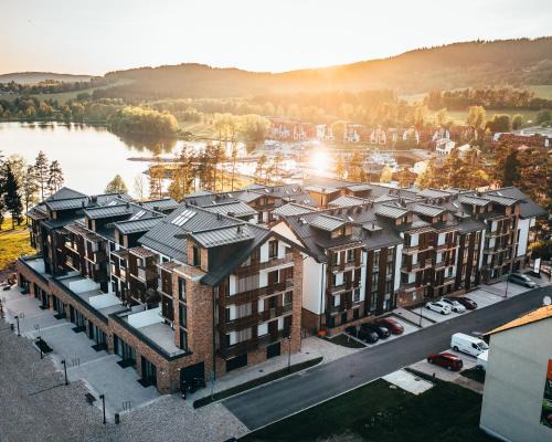 Lipno nad Vltavou Apartment | Relaxing Molo Lipno Resort: 4-Star Oceanfront Retreat