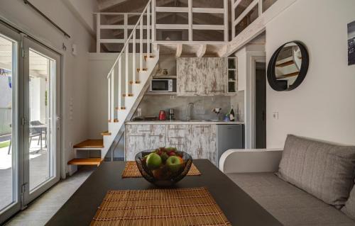 Diakofto Apartment | Discover Molos Beachfront Apartments: Family-Friendly Retreat