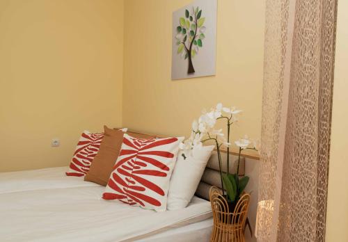 Vranyantsi Apartment | Exceptional Momento Apartment: Family-Friendly Retreat