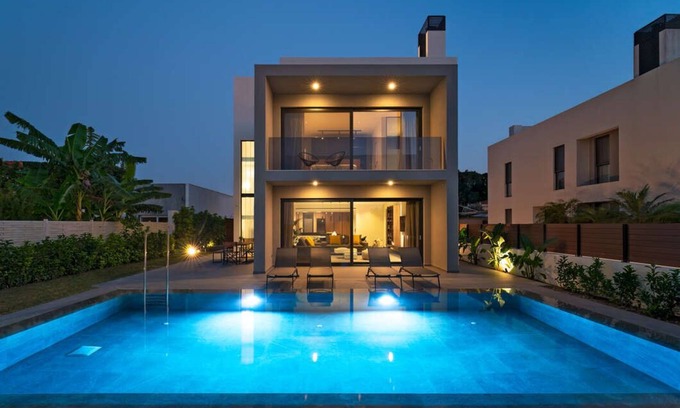 Ixia Villa | Discover Momentum Villas: Oceanfront Oasis with Private Pool