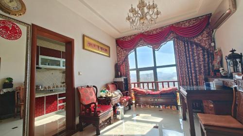 Chengyang Bed & Breakfast | Mommy's home with breadfast and food and more