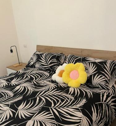Zona XVI Torrenova Apartment | Welcoming Momy's Home: Pet and Child-Friendly Retreat