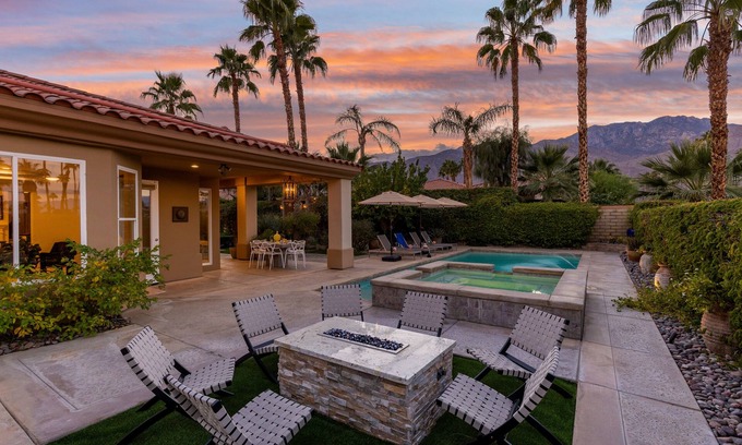 Araby Commons House | Mon Cheri Estate - Celebrity Home with Spa and Pool Access