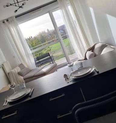 Aulnay-sous-Bois Apartment | Cozy Mon Petit Chez-Toi: Family & Pet-Friendly Stay