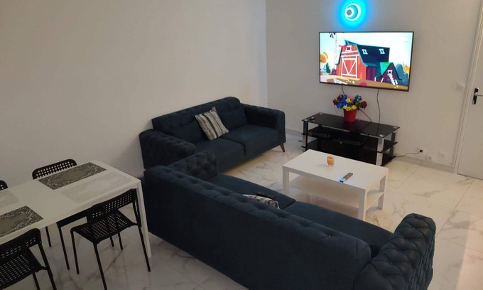 Argenteuil Condo | Stylish Mon Superbe Appartement with Hot Tub & Family Amenities