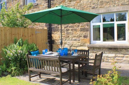 Berwick-upon-Tweed House | Exceptional Mona's Cottage: 4-Star Stay with Family-Friendly Amenities