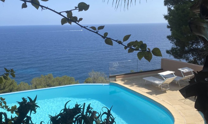 Cap d'Ail Apartment | Discover Monaco Cap d'Ail: A Tree-Lined Coastal Retreat