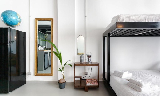 Thissio Apartment | Unforgettable Monastiraki Factory Living - Top-Rated Apartments