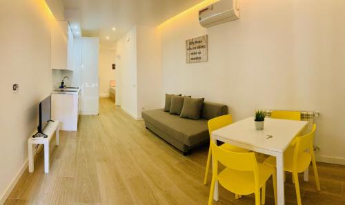 Gaztambide Apartment | Family-Friendly Moncloa-Arguelles Apartments Await You