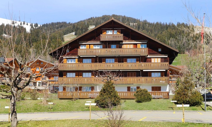 Schoenried Apartment | Tranquil Monique Nr. 9 with Lake View & Spa Amenities