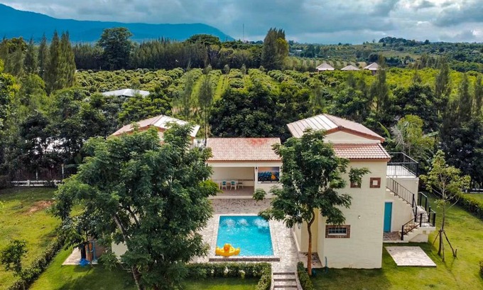 Pong Ta Long Villa | Relax at Mono Moon by Moon Village Khaoyai - 4-Star Retreat
