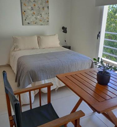 Concepcion del Uruguay Apartment | Budget-Friendly Stay at Monoambientes MOKA - Family Friendly