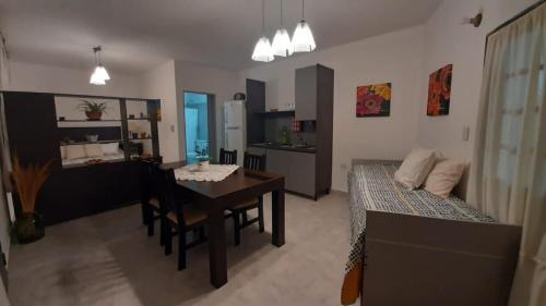 La Banda Apartment | Cozy Monoambiente Belgrano - Child Friendly Retreat