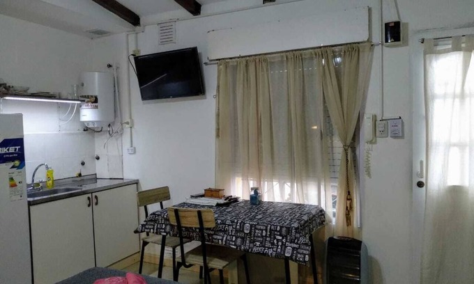 Centro Apartment | Cozy Monoambiente Steps from Bv. Oroño - Family Friendly
