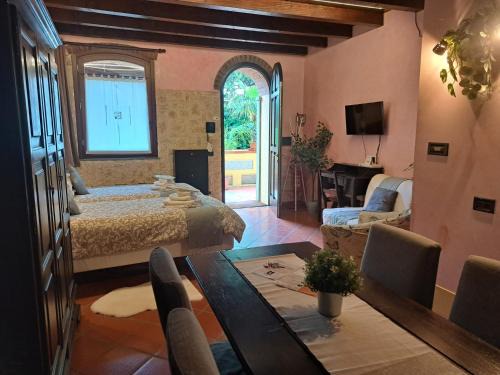 Abbadesse Apartment | Pet-Friendly Apartments with Ocean Views in Italy