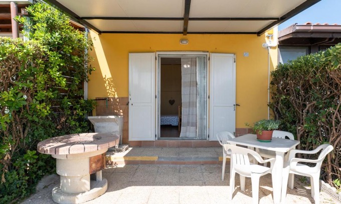 Montemarciano Apartment | Independent Studio with Exclusive Courtyard, Rated 8.8/10