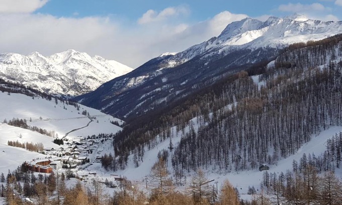 Sestriere Apartment | Highly Rated Monolocale Milky Way - Family-Friendly Stay