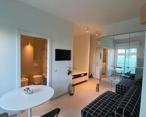 Ripamonti Corvetto Apartment | Stylish Monolocale Scalo di Porta Romana - Pet Friendly Stay