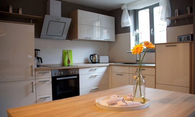 Wernigerode Apartment | Monopol Apartments - Guest Rated 9.6 with Breakfast & Kitchen