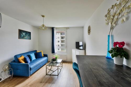 Jean Moulin - Marius Berliet Apartment | Discover Monplaisir: Modern Studio with 7.7/10 Review Score