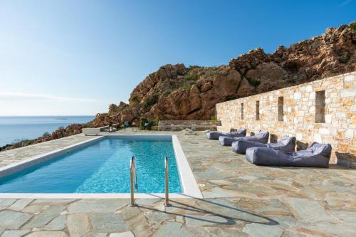 Vissa Villa | Experience Mont' Rock Villas 2 with Oceanfront Views