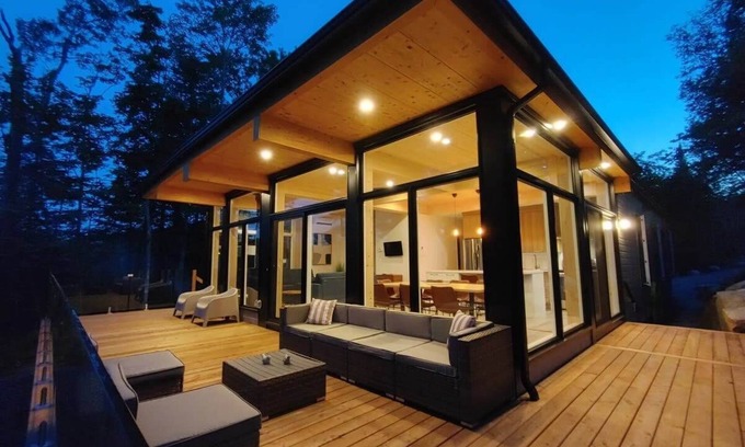 La Conception Ski Chalet | Discover Chalet 24: Modern Retreat Near Tremblant