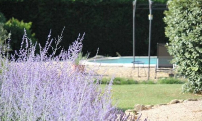 Le Barroux Cottage | Relax at Mont Ventoux "côté Dentelles" with Pool & Ocean View