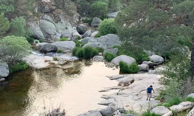 Navarredonda de Gredos Apartment | Pet-Friendly Montaña: Incredible Apartment in Villa de Gredos