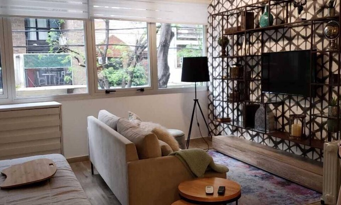 Nunez Apartment | Exceptional Montañeses 2888 Flat with Pool and Breakfast