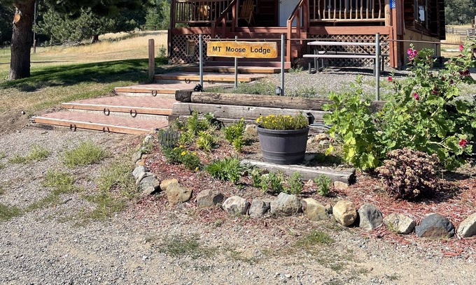 Helena Cabin | Montana Moose Lodge - 15 minutes to downtown Helena