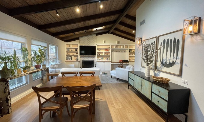 Culloden Shores House | Beautiful Montauk House with Pool & Steps to Private Beach
