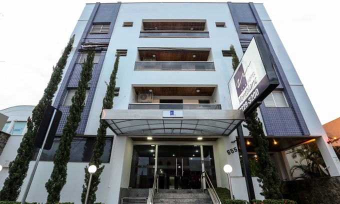 Centro Hotel | Discover Montblanc Hotel: Family-Friendly with Spa Access