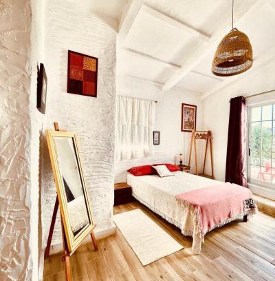 Salir House | Oceanfront Monte Carrascal Guesthouse: Rated 9.2/10