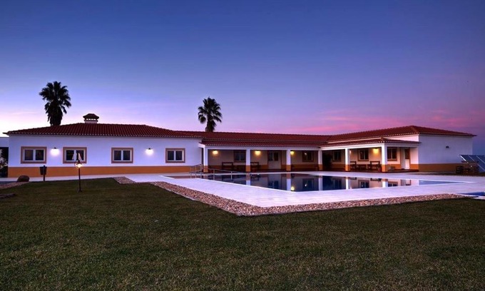 Ferreira do Alentejo House | Relax at Monte das Palmeiras with Oceanfront Views