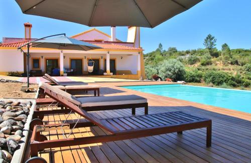 Nisa House | Oceanfront Comfort at Monte do Pego - Rated 9.3/10!