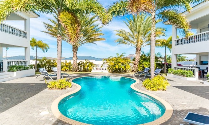 Jan Thiel Apartment | Discover Monte Magico: Oceanfront Getaway in Jan Thiel