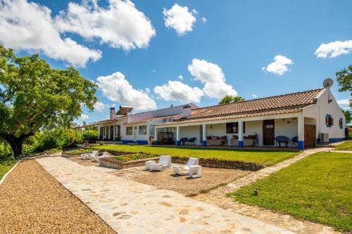 Sao Luis House | Discover Monte Pedras Negras: Oceanfront Paradise Awaits