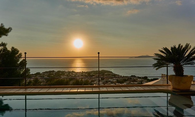 Anacapri Bed & Breakfast | Oceanfront Monte Solaro Bed & Breakfast: Rated 9.4 by Guests