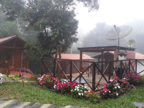 Guaramiranga Cabin | Cozy Monte Suiço Chalés: Pet & Child Friendly Getaway