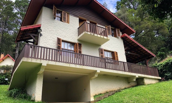 Monte Verde House | Monte Verde: Scenic 2-Bedroom Getaway with Spa & Kitchen