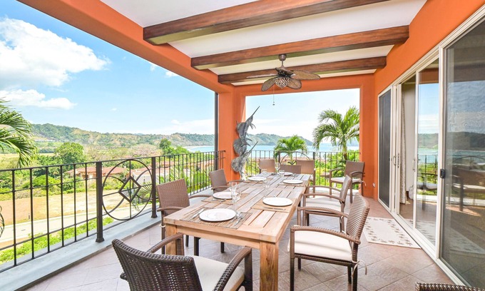 Herradura Condo | Beautiful Montebello 2C: Family-Friendly with Pool & Spa