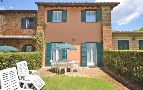 Capranica Apartment | Relax at Montecasciano Girasole: Family-Friendly Pool Retreat