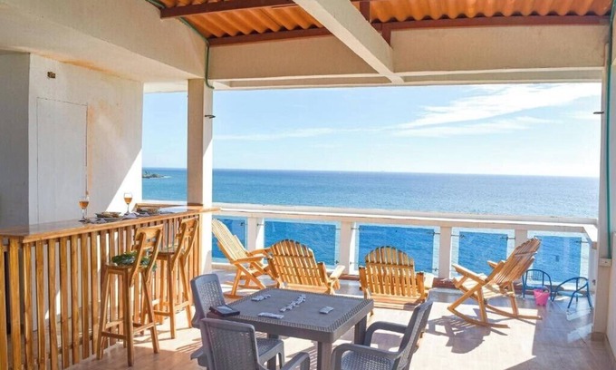Tierra Bomba Island House | Montegezirim Beach House