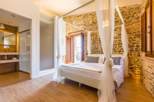 Roseto degli Abruzzi Hotel | Discover Montepagano 1137: Pet-Friendly with Breakfast